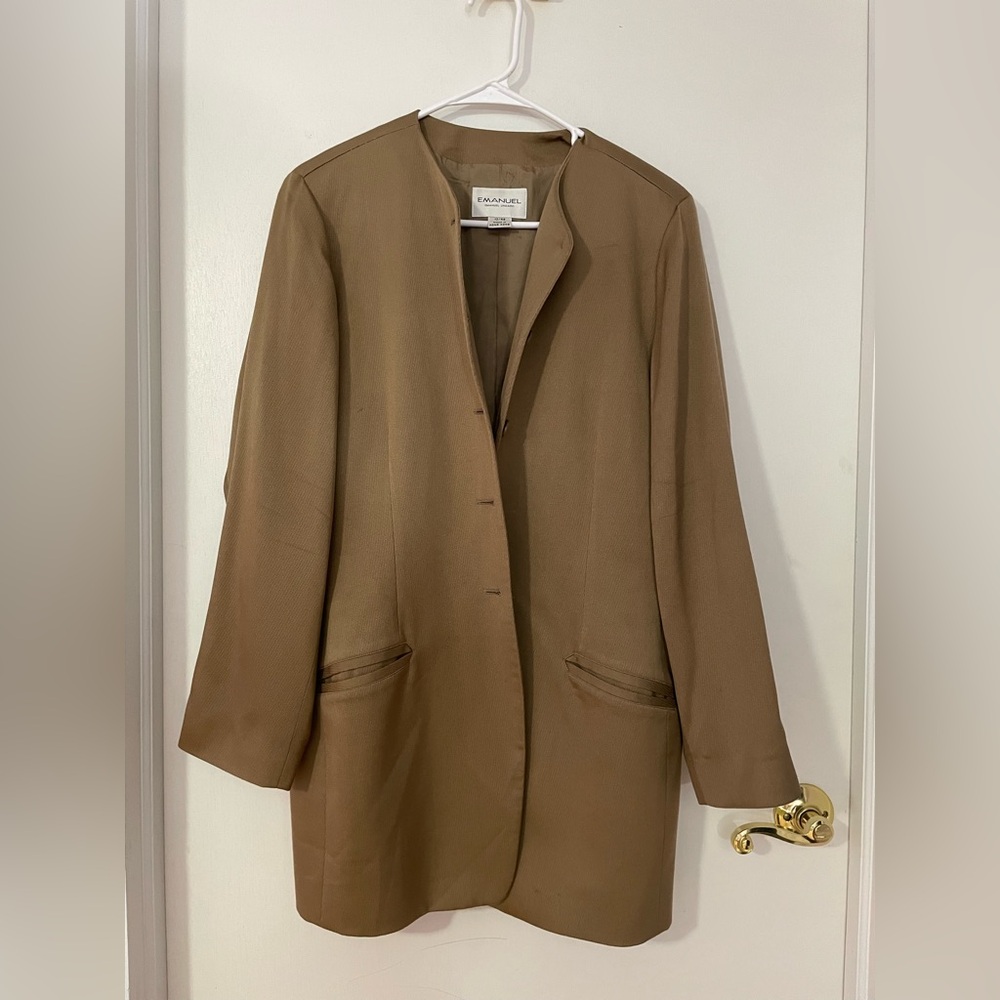 Vintage emanuel ungaro blazer, 100% silk, size 12